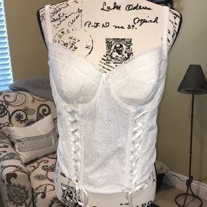 Romantic Eyelet corset NWOT